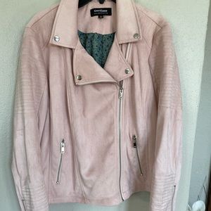 Women’s faux suede light pink blush plus size lightweight jacket.